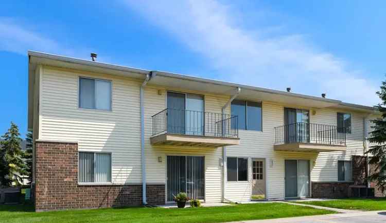 Rent 1 and 2 Bedroom Apartments in Saginaw Township with Modern Upgrades