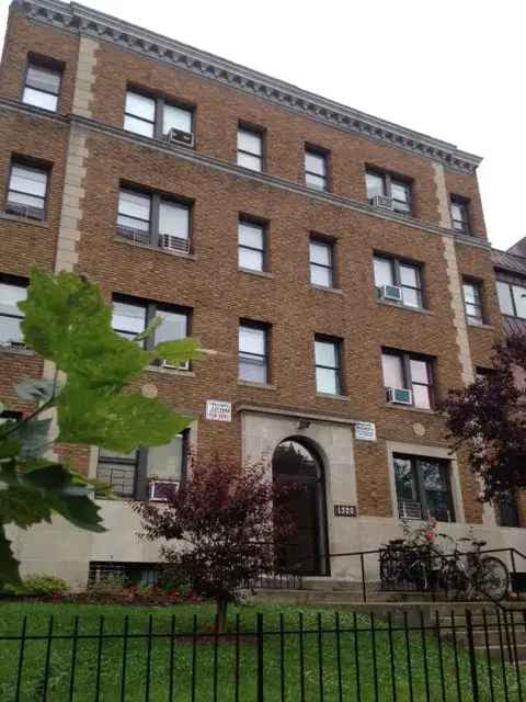 Rent Apartment in Walk-Up Near Columbia Heights and U-Street Corridor