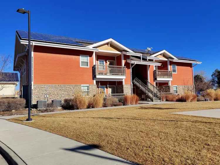 Rent Apartments in Windsor Meadows with Patios and Community Amenities