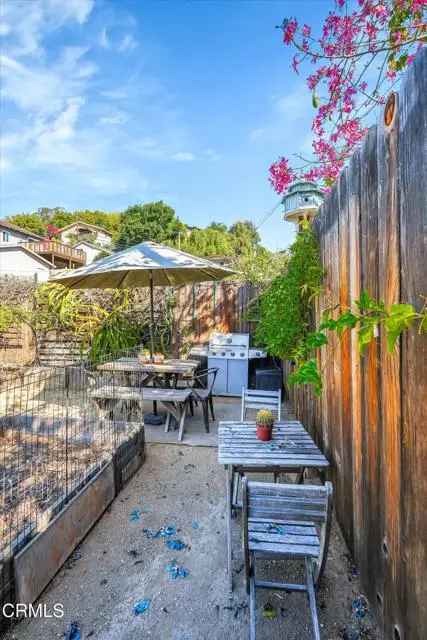 House For Sale in 3624, Oak Hill Avenue, Los Angeles, California