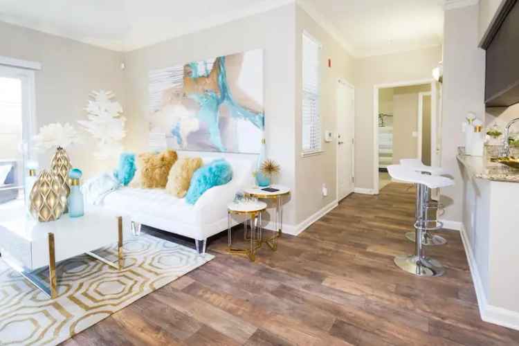 Rent Apartments in Folsom with Resort Style Amenities