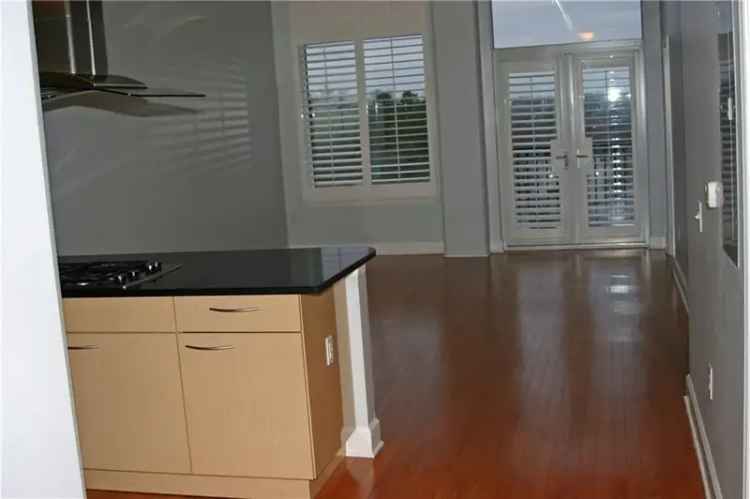 Rent Designer Condo with Pool in Buckhead