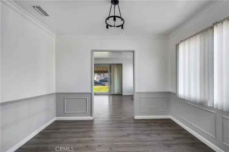 House For Sale in 9130, South Wilton Place, Los Angeles, California