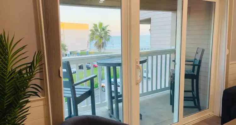 Rent Cozy One Bedroom Condo in North Beach with Stunning Bay Views