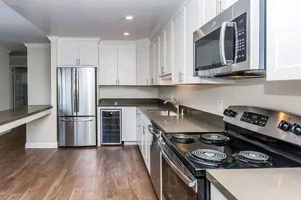 Rent Apartments in Foster City with Stunning Lagoon Views