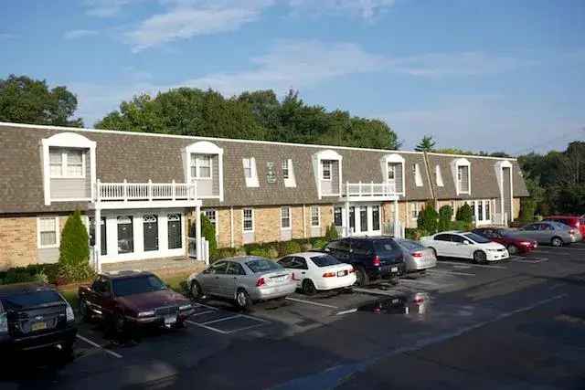 Rent Waterfront Apartments in Patchogue with Stunning Bay Views