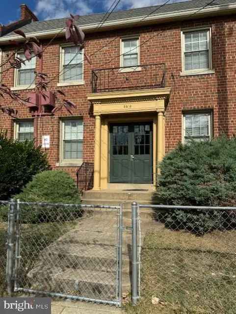 House For Sale in 3528, Clay Place Northeast, Washington, District of Columbia