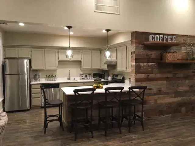 Rent Apartments with Designer Kitchens and Fireplaces at Sutter Ridge