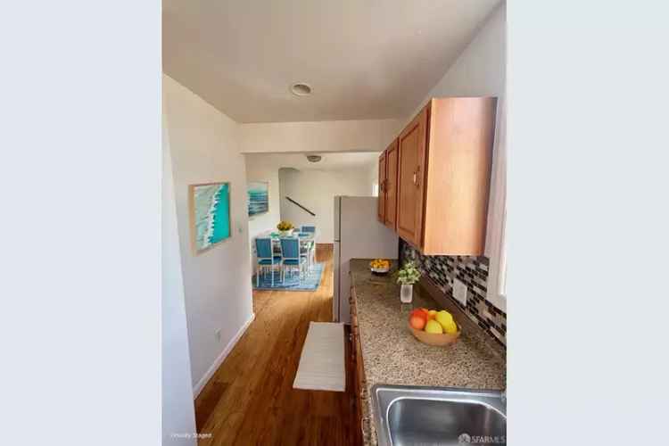 House For Sale in 2443, 47th Avenue, San Francisco, California