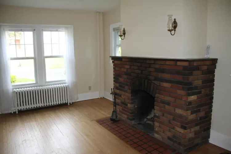 Rent Apartment in Albany with 1 Bedroom, Near Madison Avenue