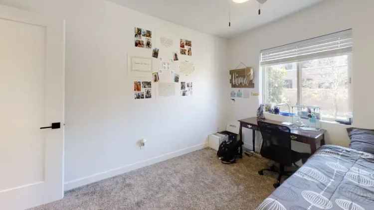 Rent Apartment Unit in Iowa City with Modern Features Near University