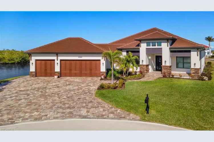 House For Sale in 4323, Kismet Parkway West, Cape Coral, Florida