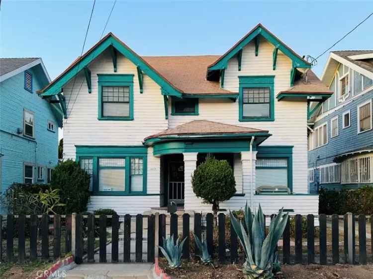 House For Sale in 2237, Cambridge Street, Los Angeles, California