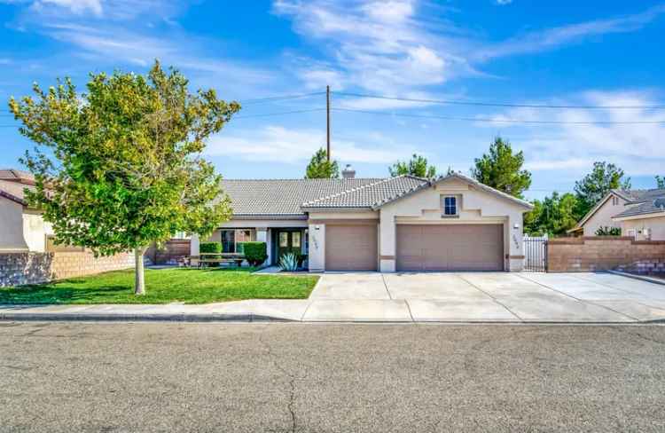 House For Sale in Lancaster, California