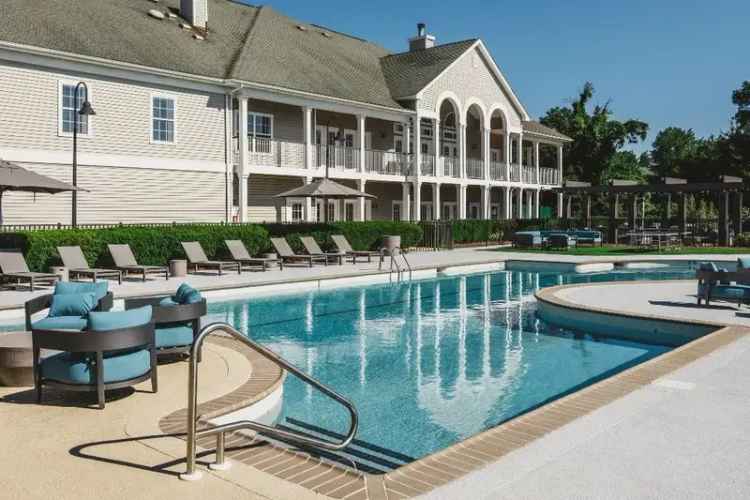 Rent Luxury Apartments in Nanuet with Scenic Mountain Views