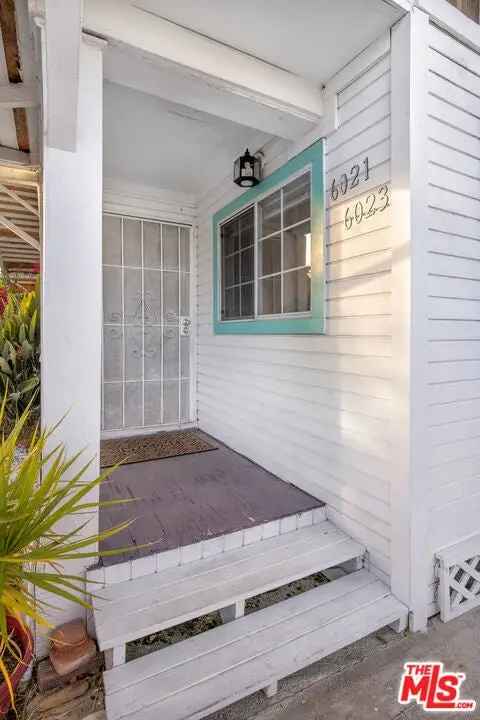 House For Sale in 6021, Romaine Street, Los Angeles, California