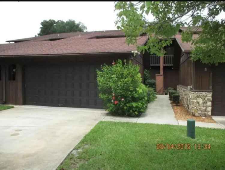 Townhouse for Rent in Trails Subdivision with 2 Bedrooms and 2.5 Baths