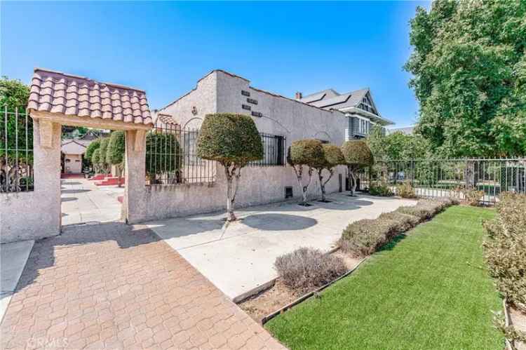 House For Sale in 2643, South Budlong Avenue, Los Angeles, California