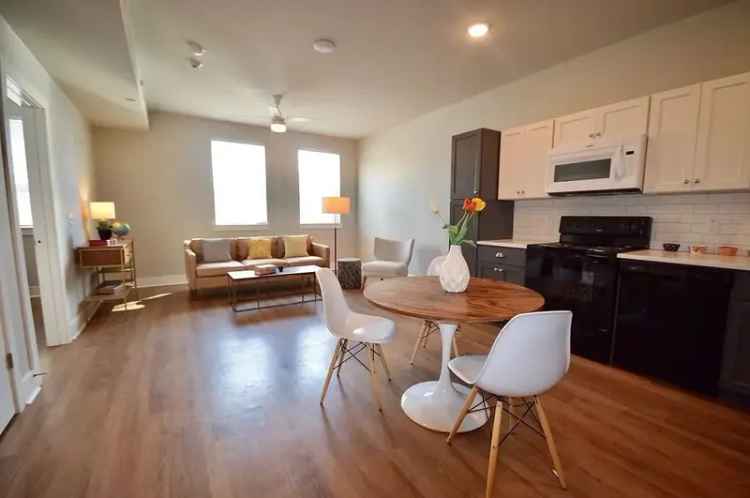 Rent Apartments in Downtown River Market District with Amenities