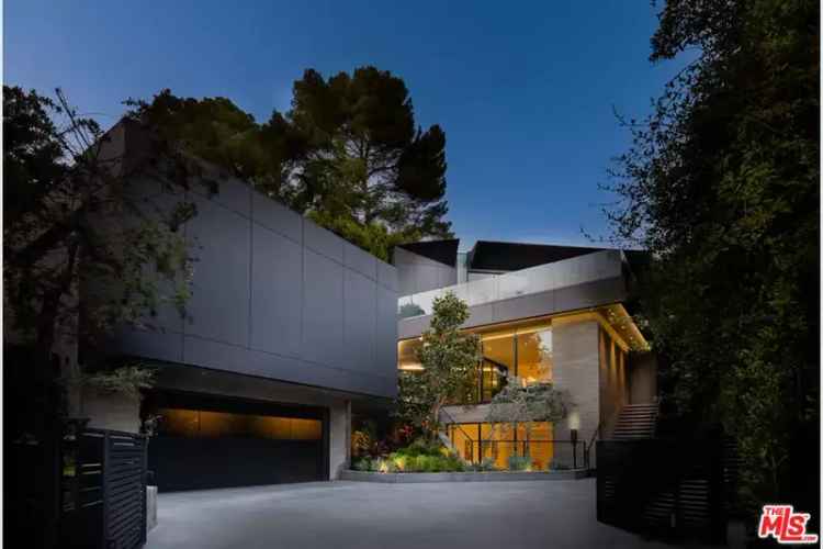 Buy Luxury House in Hollywood Hills with Private Pool and Guest House