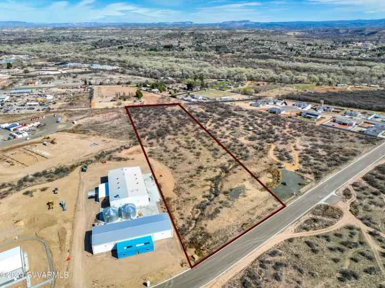 Commercial land for sale suitable for multi family projects near I-17