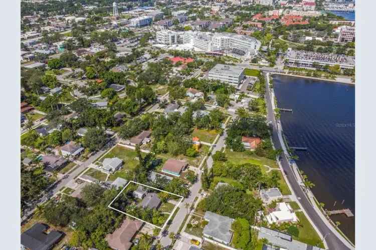 Investment opportunity buy house with cottage near Manatee River