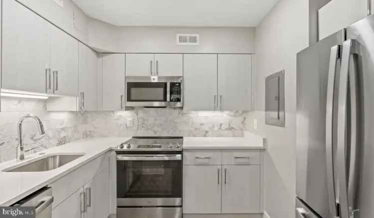 Rent Luxury Apartments Townhomes in Washington DC Vaughan Place