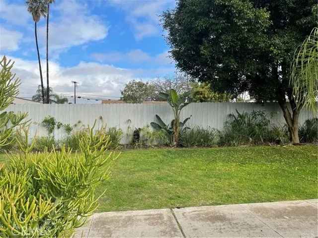 House For Sale in 10531, Western Avenue, Stanton, California