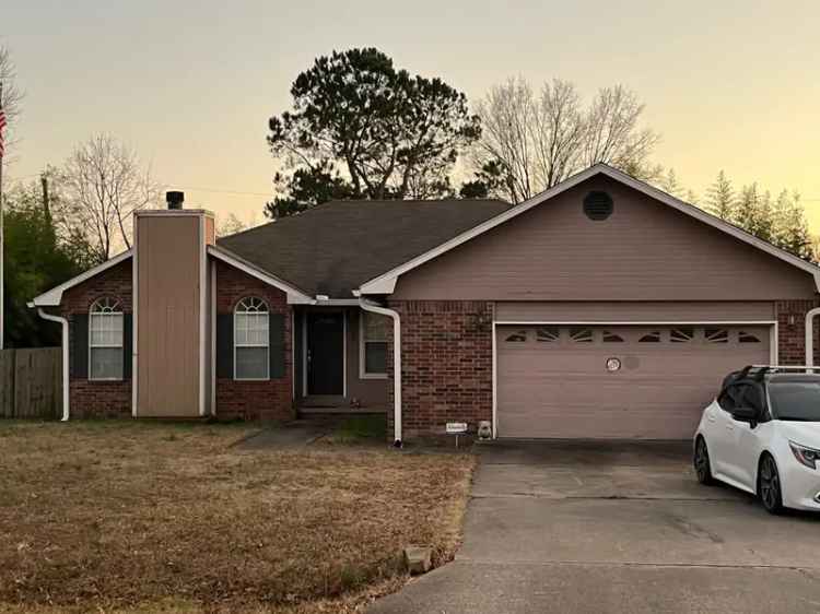 House For Sale in 7, Crestwood Drive, Cabot, Arkansas