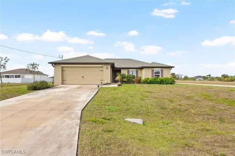 House For Sale in 4060, Northwest 36th Avenue, Cape Coral, Florida