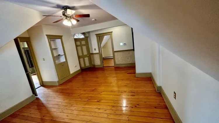 Rent Apartment Unit in Uphams Corner Dorchester with Parking and Laundry