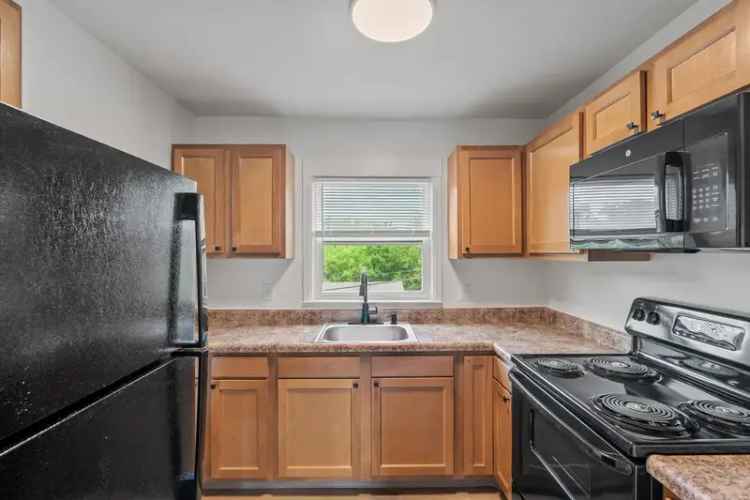 Rent Apartments in Schenectady with 1 and 2 Bedrooms at Netherlands Village