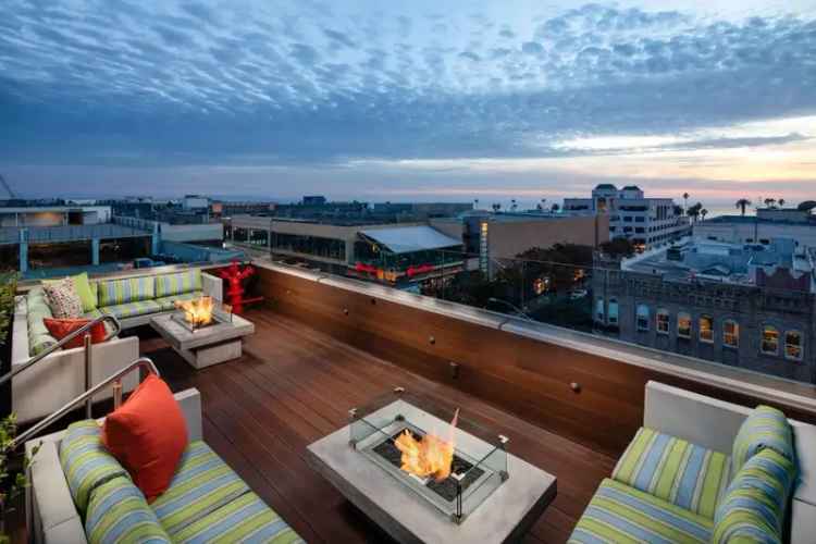 Rent Luxurious Apartments in Downtown Santa Monica with Ocean Views