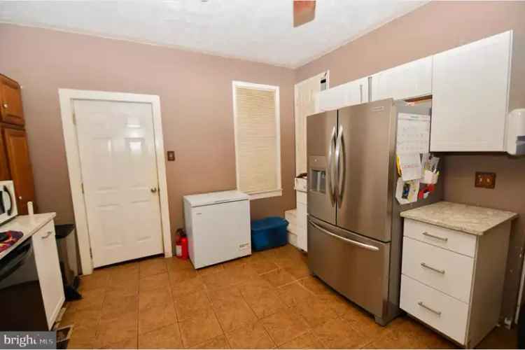 House For Sale in 200, East Grove Street, Delmar, Delaware