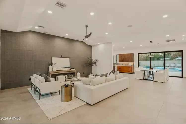 Rent Desert Contemporary 2024 New Build in Paradise Valley with Pool