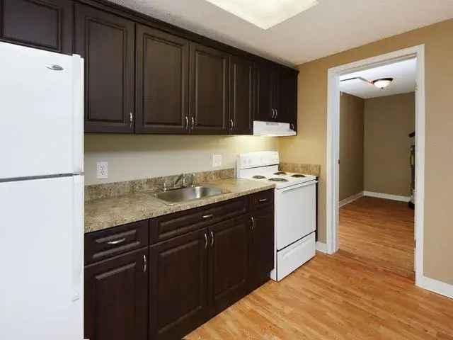 Rent Apartments in Lancaster with Great Amenities and Convenient Location