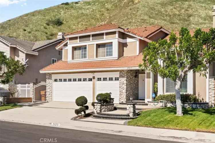 Buy House in Yorba Linda with 4 Bedrooms and Great Amenities