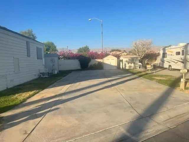 Land For Sale in 84136, Avenue 44, Indio, California