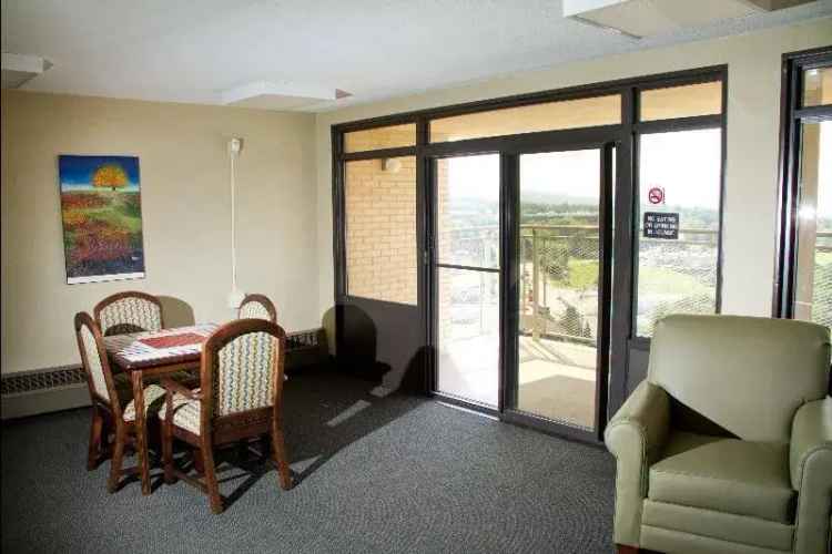 Rent Apartments for Seniors 55 and Older in Brighton Towers with Resort Amenities