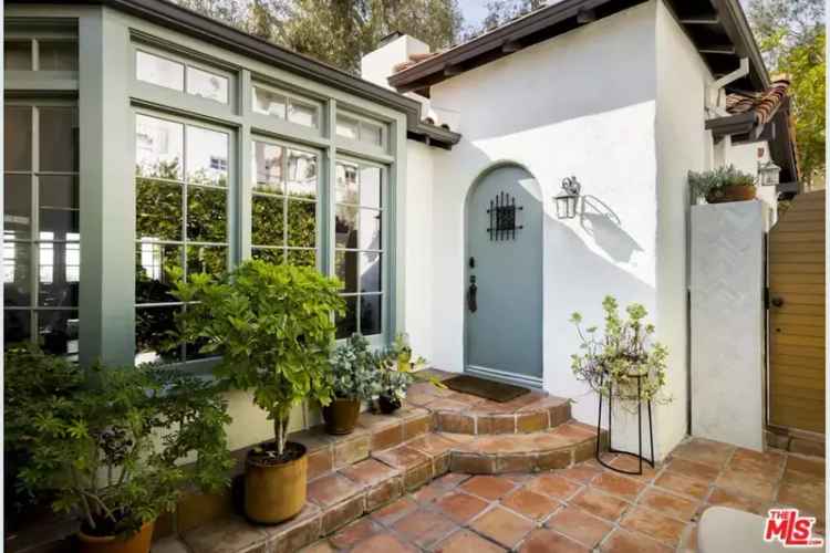 House For Sale in 7932, Hillside Avenue, Los Angeles, California