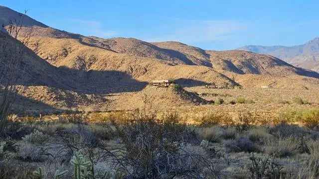 House For Sale in 702, Anza Park Trail, Borrego Springs, California