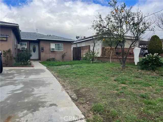 House For Sale in 14677, Rex Street, Los Angeles, California