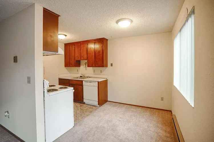 Rent Apartments Near Target at Northgate with Convenient Access