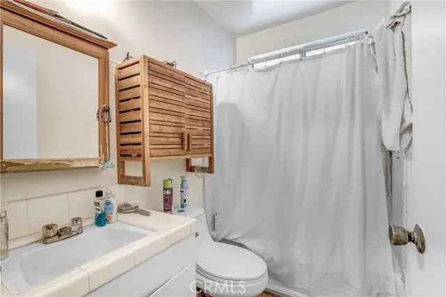 House For Sale in 11258, Ohio Avenue, Los Angeles, California