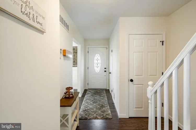 House For Sale in 20, West McCaulley Court, Wilmington, Delaware