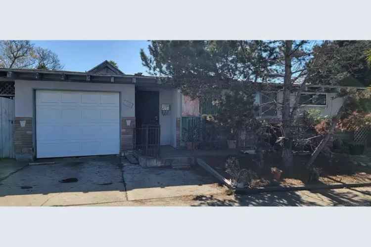 House For Sale in 4501, Bannock Avenue, San Diego, California