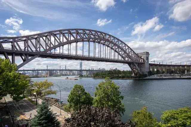 Rent Apartments at Fairfield Riverpark Astoria with Riverfront Views