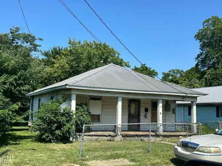 House For Sale in 207, Miller Street, Jonesboro, Arkansas