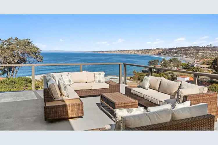 Rent a luxurious four bedroom retreat in La Jolla with coastal views