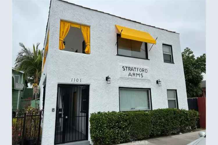 Rent Vintage Studios in Long Beach with Modern Updates and Courtyard